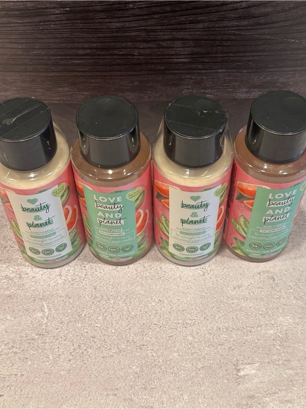 Love Beauty & Planet Aloe & Sabila Grapefruit + Vitamin B3 Shampoo & Conditioner - Picture 2 of 3